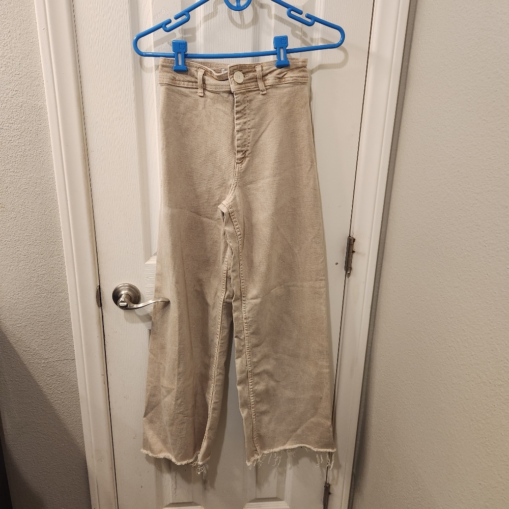Zara jeans size 2